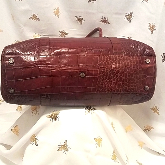 🤩🤩🤩PRICE REDUCED!!!🤩🤩🤩 ESCADA CROCODILE PRINT LEATHER HANDBAG - Picture 7 of 7